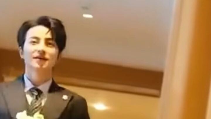 [Full] Maling Bridal Room Magandang CEO Napagkamalang Fiancée Agad Nagpakasal