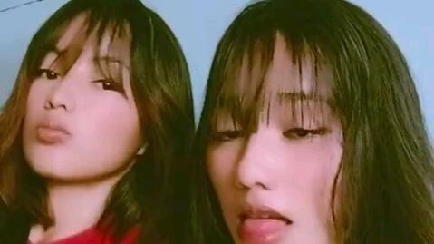 Kung Sino man Tong Naka Red Hi!