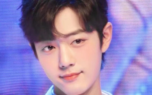 The sweet-and-spicy cutie shows you how to flirt! A true embodiment of everyone’s ideal aesthetic | 