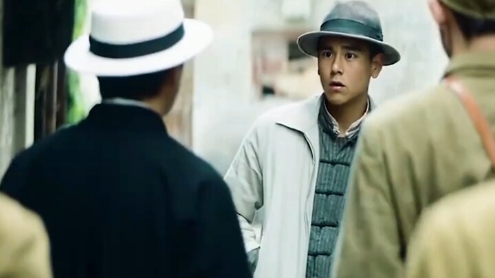 He came up and stabbed me and told me to take a deep breath. Who made him Peng Yuyan?