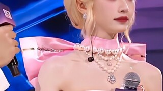 โอ้โห นี่มันคู่ที่ลงตัวสุดๆ ไปเลย! สวยเหมือนแมวรวยในอนิเมะเลย!