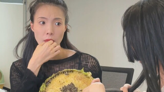 这李老师可真是聪明反被聪明误啊哈哈哈