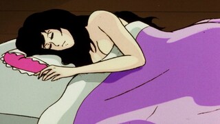 Lupin menyelinap ke kamar Fujiko saat larut malam, dengan nephrite yang hangat dan harum di depannya