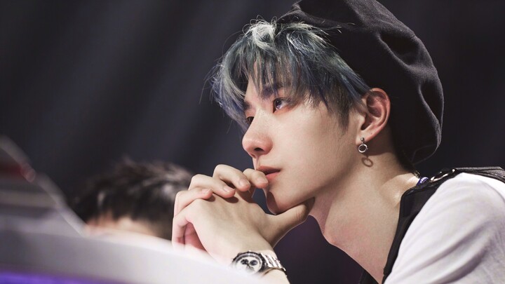 Wang Yibo x Produce 101 Heart-Stirring Shots Collection