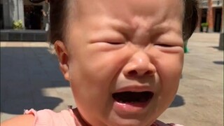 挑战帮助2岁女儿克服对青蛙的恐惧！！！ #宝爸带娃 #育儿 #克服恐惧