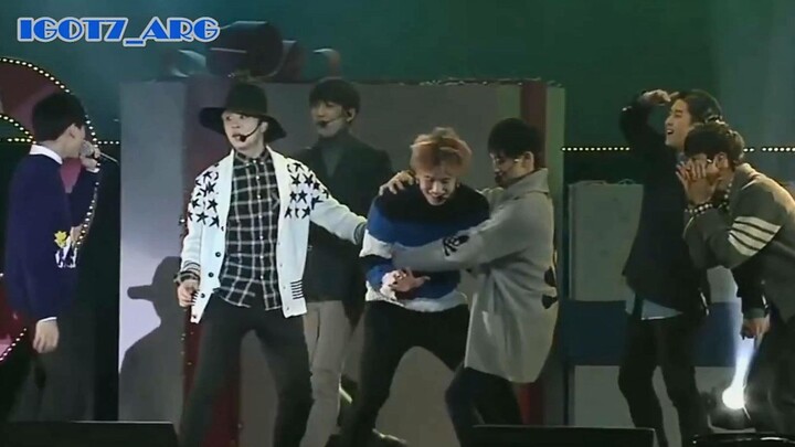 【GOT7】Pak Bi langsung meledak dengan rap nada tinggi di awal, membuat part tukar untuk kategori A se