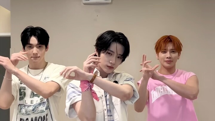 【Choi Soobin & Choi Vicky & Kang Tae Hyun】Mì giòn đã đến rồi, trông cả ba đều rất vui! 260317