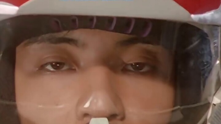 English teacher sings Ultraman Dyna theme song Ultramandina