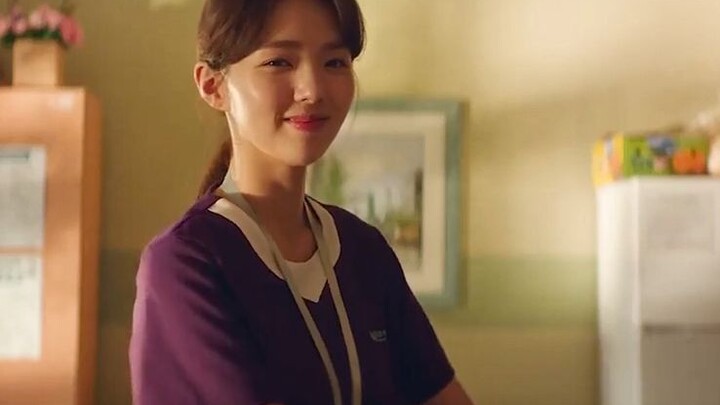 A patient with hepatitis falls head over heels for a boundless, compassionate female nurse. In love,