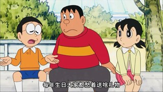 哆啦A梦：小夫家破产了，一家人住进了山洞，开始原始生活