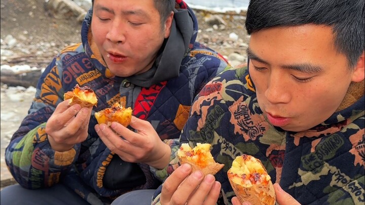 Một ngày bình thường của người nuôi lợn