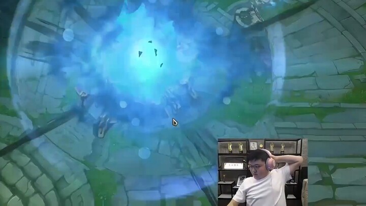 UZI was completely defeated, and was depressed that he had become a loser: I just hang around every 