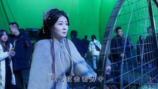 敖：你是要冷死我是吧～   好皮啊哈哈哈哈哈