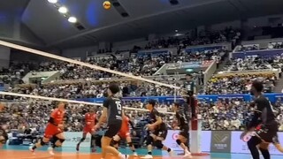 Đây là lý do tại sao tôi thích xem bóng chuyền nam, nó thật thú vị!