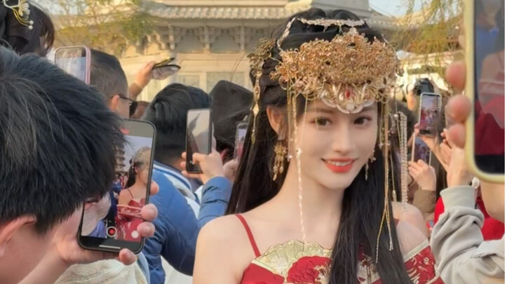 เพียงไม่กี่สิบวินาที ก็กลายเป็นไวรัลนับครั้งไม่ถ้วน