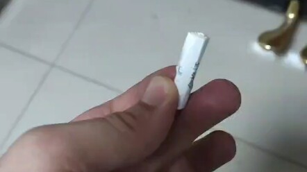 Khi đàn piano bị thiếu linh kiện mà lại không được phép mua sắm thì nên làm gì