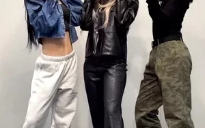 เด็กโสภารุ่นนี้ = คนดังที่เป็นเพื่อนกับคนดังอีกทีนึง