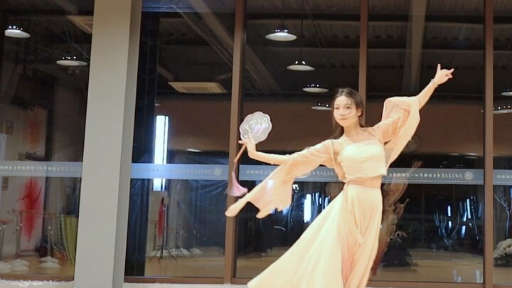 Anh đang đợi gặp em trong giấc mơ về Cầu gãy | Bản cover vũ đạo "Su Gong Dike" ~