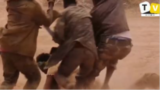 Phim Từng Khiến Cả Đoàn Phim Có Nguy Cơ Bị PHONG SÁT _ Review Phim p9