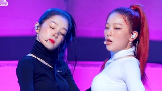 IRENE & SEULGI IRENE 'Naughty' أداء مباشر 26.7.2020