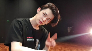 Choi Ranjun - Cover lagu EXO "The Night Before" dan Kai "Mmmh" (tarian Ranjun)