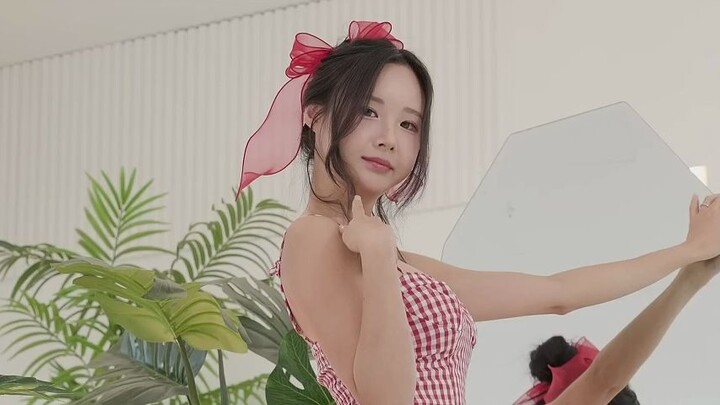 Cô gái có vóc dáng cực chuẩn