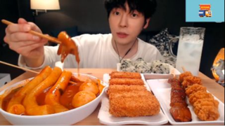 Mukbang tokboki khổng lồ #anngon