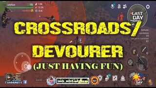 CROSSROADS/DEVOURER with family & friends -   Last Day On Earth: Survival