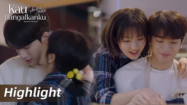 Highlight EP02 Zhique menghadiahi dia sebuah kecupan~ | Angels Fall Sometimes | WeTV【INDO SUB】