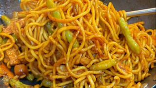 As a resident of Inner Mongolia, I just can't resist this braised noodle dish. As soon as it's a day