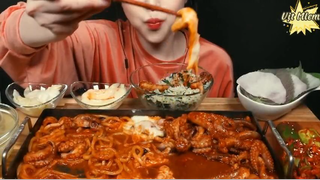 Bạch tuộc xào, mì udon, cơm Gondeure 3 #anngonmoingay