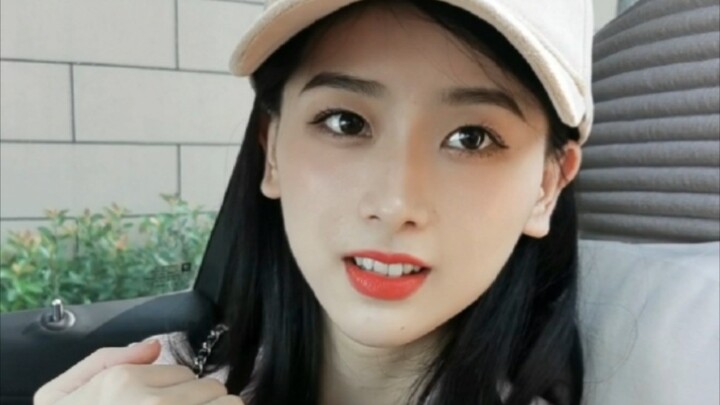 Temperamen gadis ini hancur gara-gara aku!