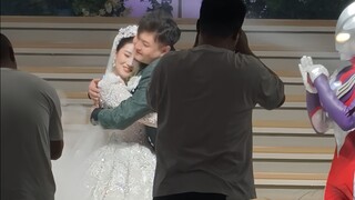 เจ้าบ่าวขอให้ผมใส่ชุดที่สวยที่สุดในฐานะเพื่อนเจ้าบ่าว ดังนั้น...