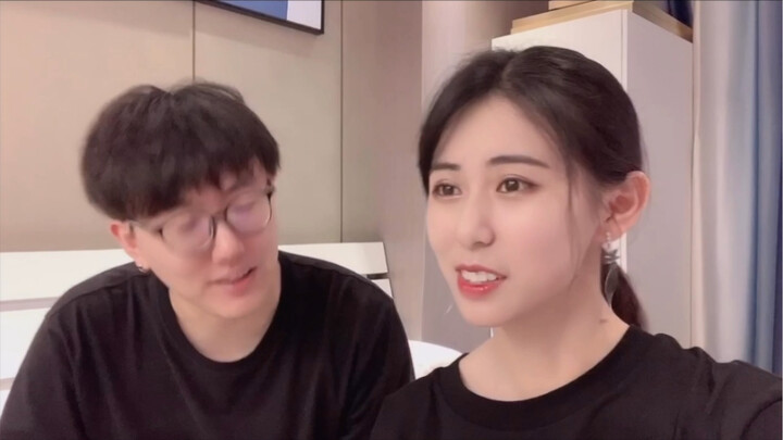 Yang Yadong nggak pernah berhasil bikin kejutan buat aku.