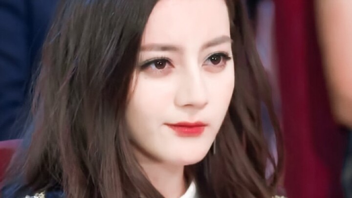 [Dilraba’s Beauty and Killing Series] I can’t think of a copy to describe this woman.