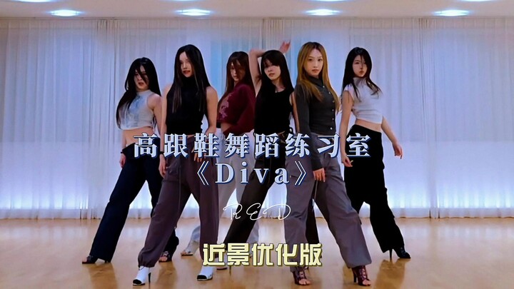 Phòng tập nhảy giày cao gót R.E.D: Phiên bản cận cảnh tối ưu của “Diva”