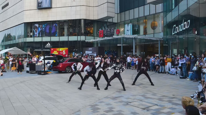 【วง BTS】เต้นคัฟเวอร์"Fake Love" ความแข็งแรงดูแล้วสบายตา