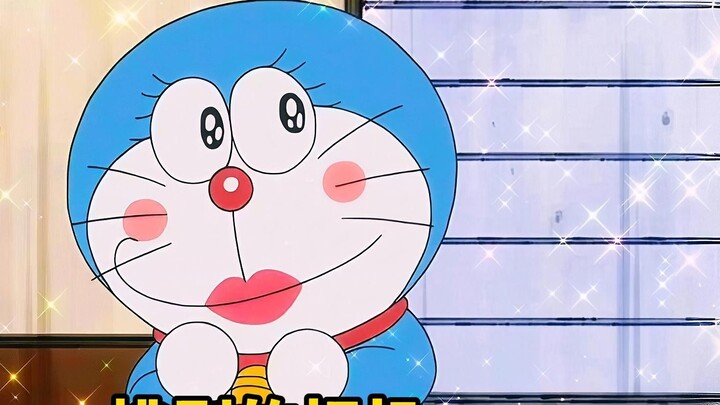 โนบิตะถ่ายรูปตัวเองด้วยกล้อง แต่ไม่มีหน้าในรูป