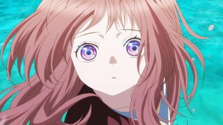 The heroine is so pretty without squinting eyes, but she is only 13 years old, it won’t work