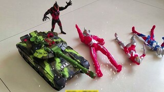 Ozawa brought delicious fruit to Taro and Siro, and Bellia defeated Ultraman with a tank toy