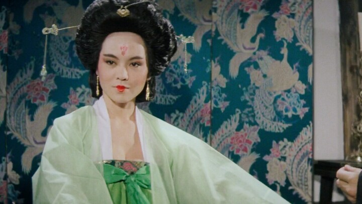 Oh my god! Please let the costumes and makeup of period dramas go back 30 years!!!