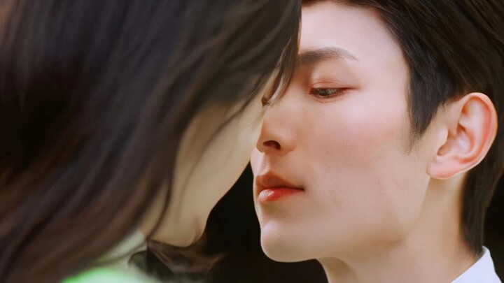 Help! He's being way too sweet! He's constantly pampering his wife! This is the right way to handle 