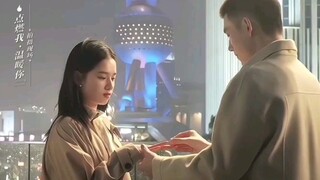 求婚花絮，婧仪事先不知道有便利贴，所以是公主亲手写的答应嫁给他！