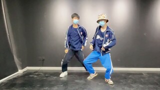 OKE! Versi DONG akan datang! Dua anak laki-laki hip-hop menari pas de deux? Ayo bertarung! Terima ka