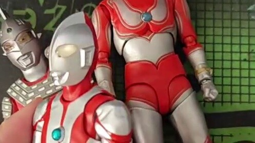 The strongest third-party head sculpture in history, spend a lot of money to evaluate the first gene