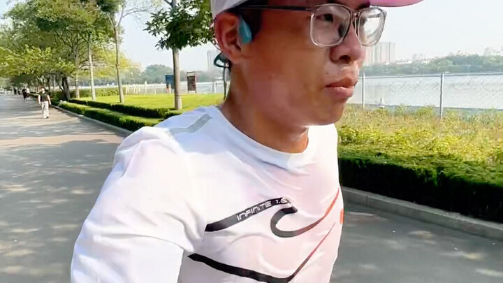 ทำอย่างไรจึงจะเพิ่มฟรีเควนซีการก้าวเท้าขณะวิ่งได้