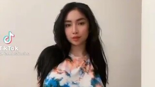 balonku ada dua gundal-gandul namanya 🤣🤣🤤💦💦💦