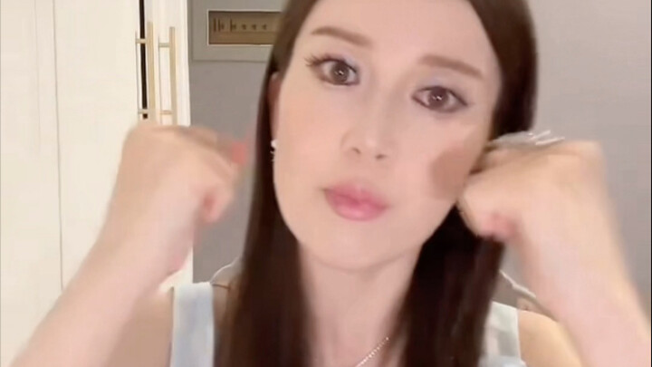 Stop—did I just say stop? I’m really about to become a relationship coach!