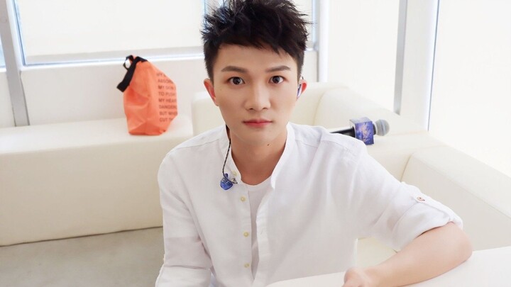 صوت حقيقي وبث حصري: تشو شين يكشف بنفسه أن حياته الدراسية في الخارج كانت مليئة بالدموع والمعاناة، وحم