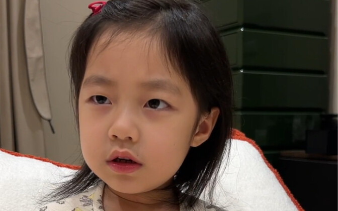 After his daughter had a fight with her Thai classmate, he just played it smart and knew when to bac